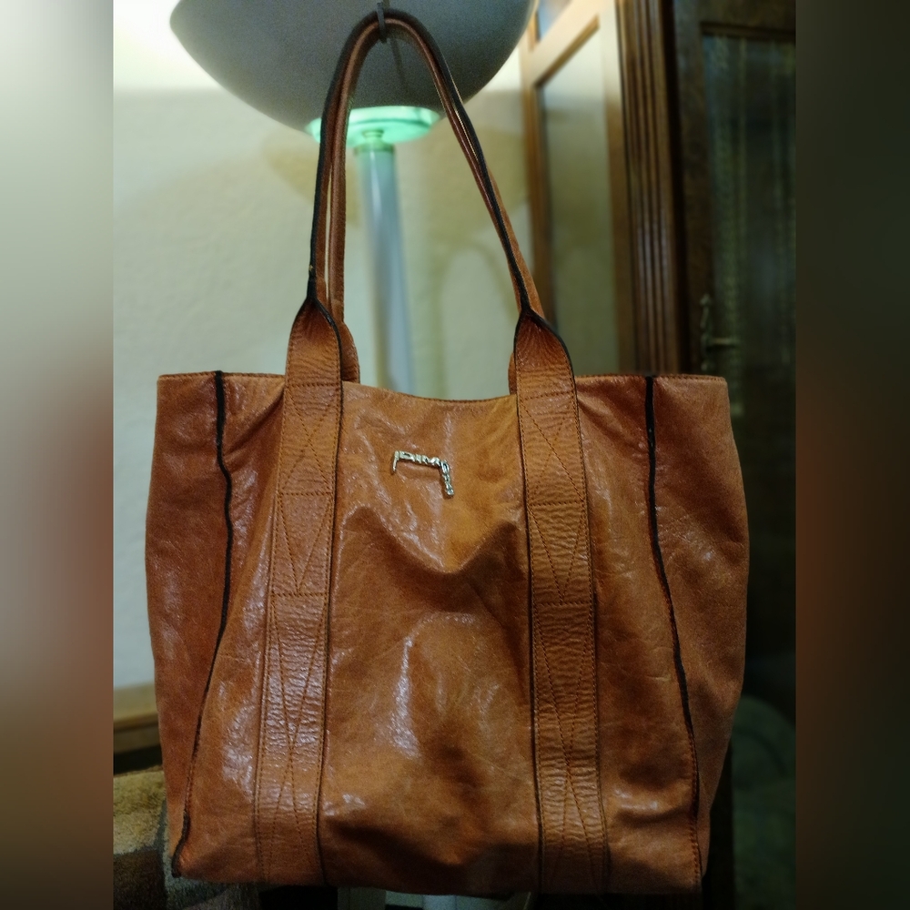 Dimoni Spain Orange leather handbag